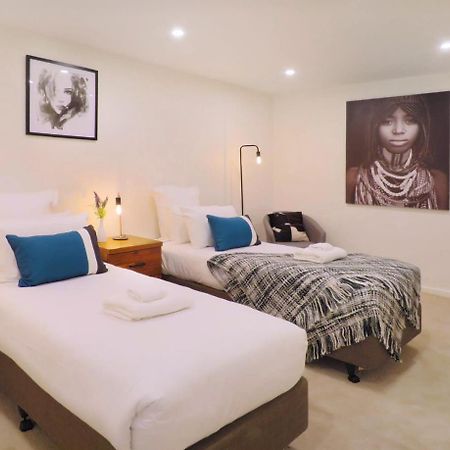 Executive Living In Bluewater Queenstown Exterior foto