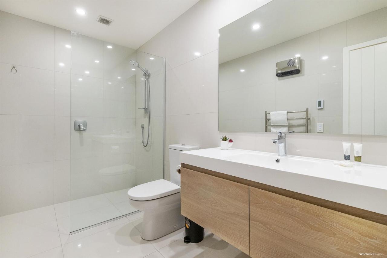 Executive Living In Bluewater Queenstown Exterior foto